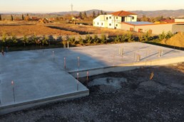 Ludovic Da Silva Pinto - extension maçonnée -béton cellulaire - une chape - Maçonnerie traditionnelle -Coulage fondation - murs porteurs - hourdage - jointage - les fouilles - paroi de coffrage - couche de mortier - mortier -Coulage des longrines - trémie -décoffrage - parpaing - montage à la baguette - coffrage -ciment - L’etayage - construction d'un mur - enrobage - chaînage -chaux -pose de grillage - dallage - structure en acier - armature - enduit - pose de clôture - finition taloché - Maçonnerie - cloison - corniche - aménagement extérieur - rénovation - artisan - maçon - travaux - travaux d'extérieurs - béton - terrasse - chantier - maçon Auvergne - Artisan maçon à Bournoncle-Saint-Pierre - maçon haute-loire - maçon puy-de-dôme - aménagement gravier